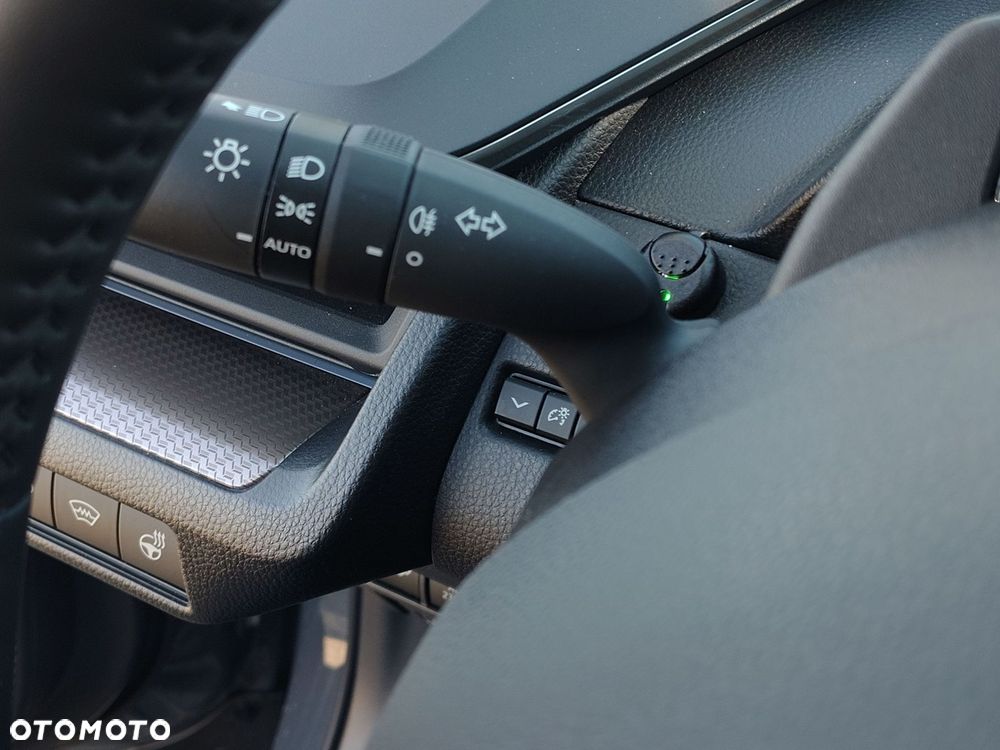 Toyota Prius - 18