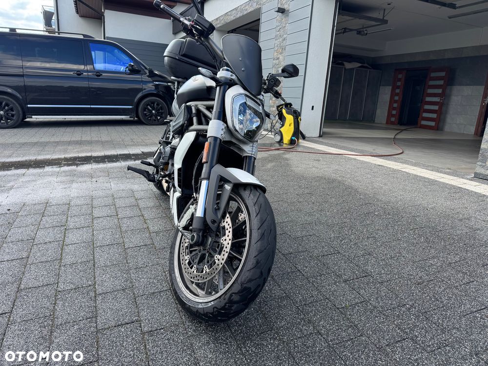 Ducati Diavel - 7