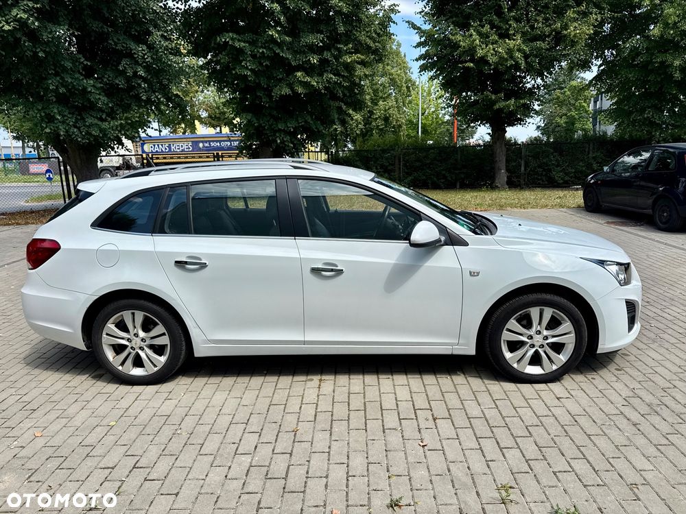 Chevrolet Cruze - 11