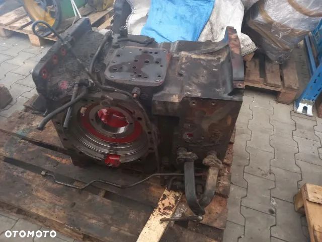 Obudowa tylnego mostu 220163A1 346539A1 Case MX100C - 1