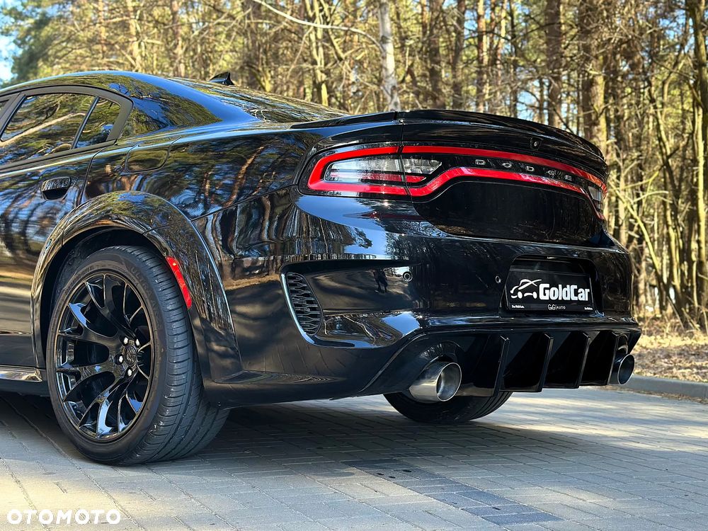 Dodge Charger - 11