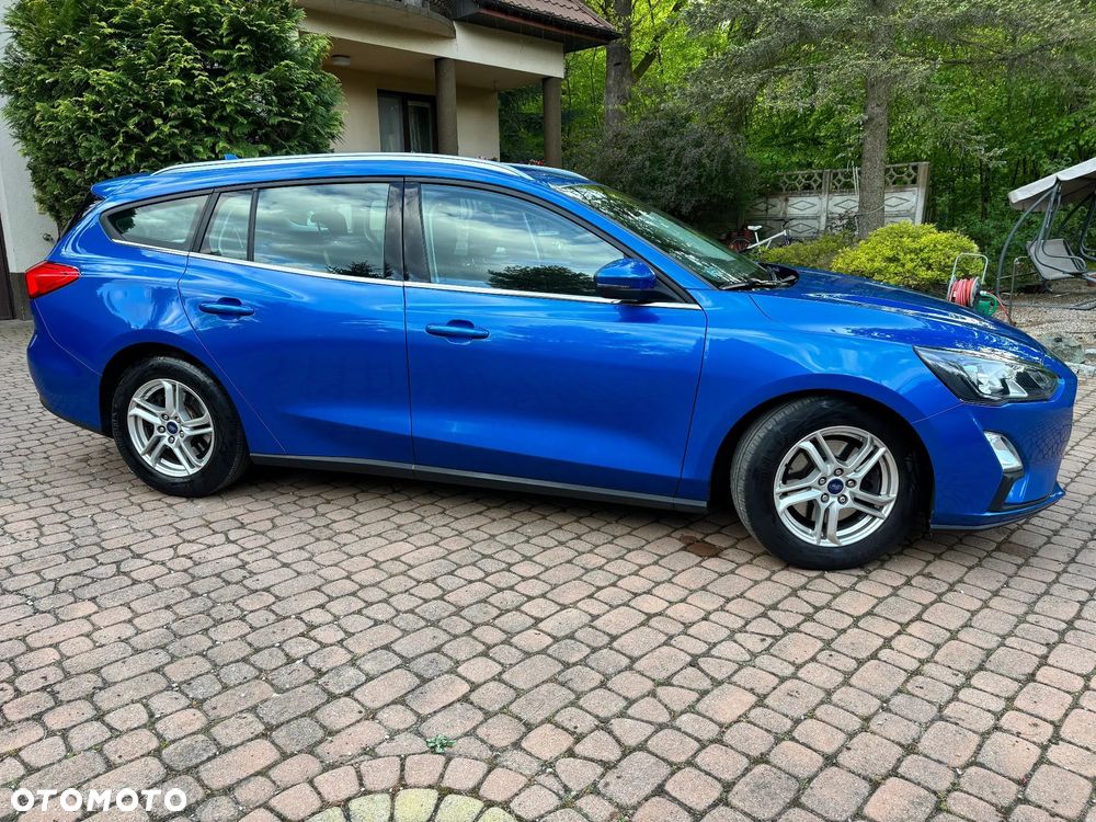 Ford Focus 1.0 EcoBoost Trend Edition - 4
