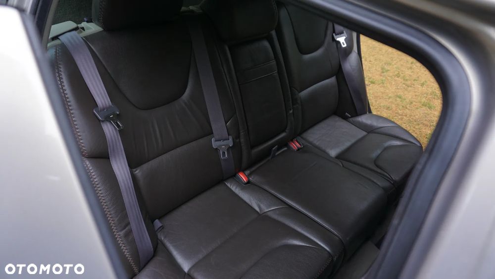 Volvo XC 70 - 7
