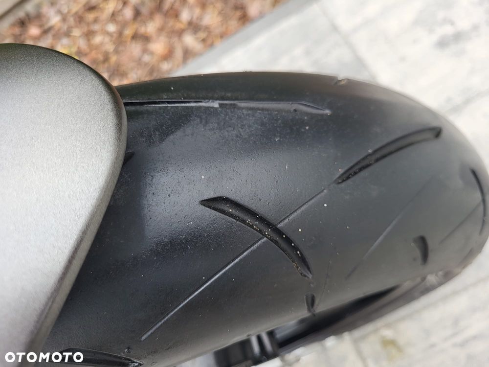 Kawasaki Z 650 - 12