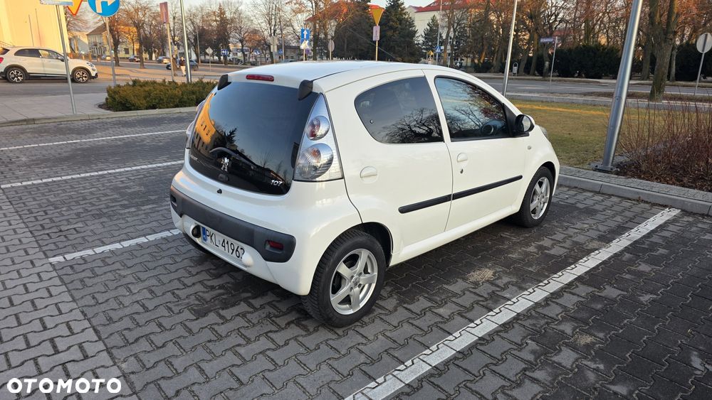 Peugeot 107 - 4