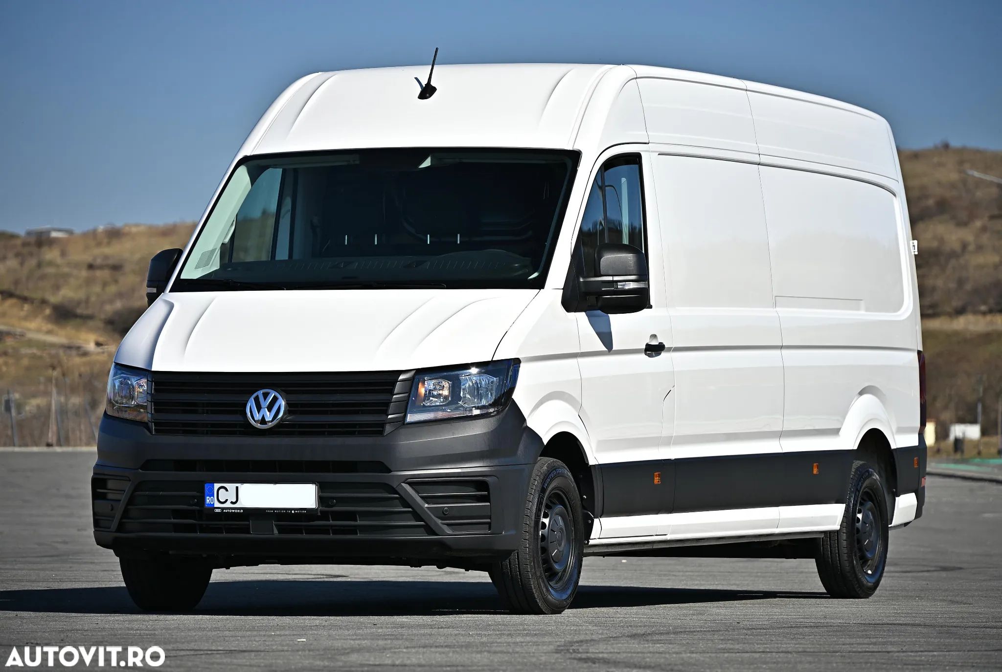 Volkswagen Crafter - 1