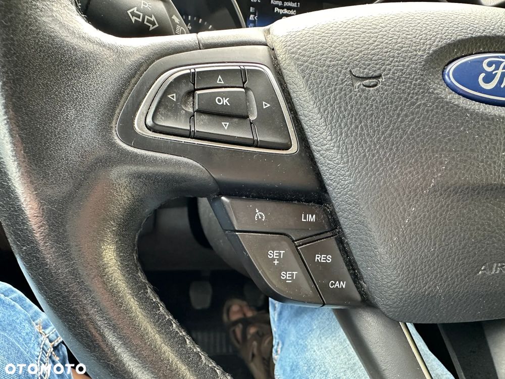 Ford Focus - 8