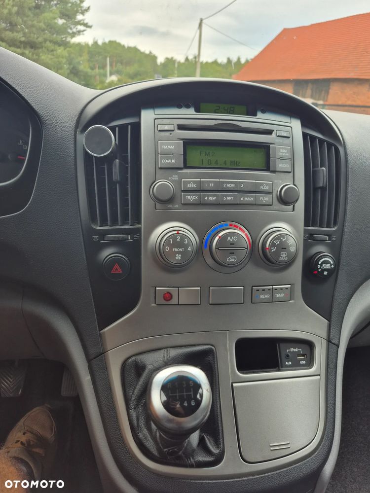Hyundai H-1 2.5 CRDi Travel Comfort - 14