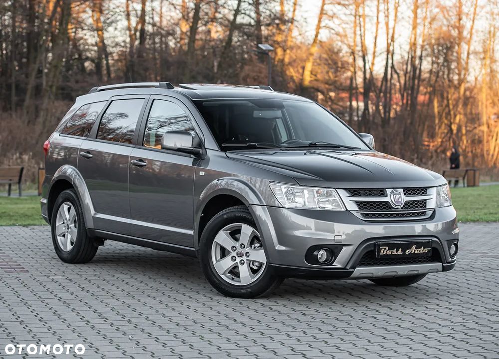 Fiat Freemont 2.0 Multijet 16V DPF Automatik Allrad Lounge - 2