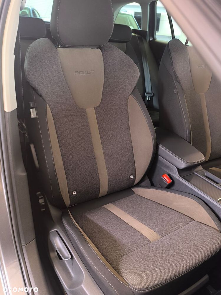 Skoda Octavia 2.0 TDI 4x4 Scout DSG - 14