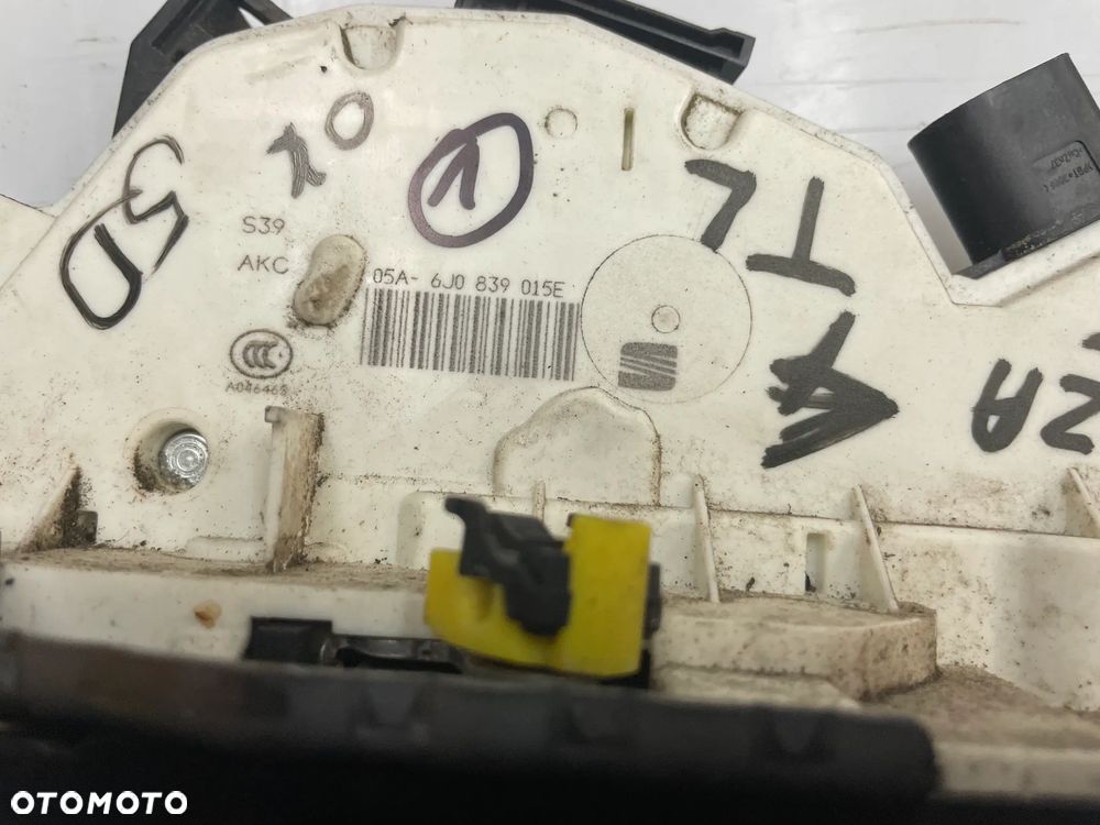 Zamek drzwi lewy tył Seat Ibiza IV 5D LIFT 6J0839015E - 2