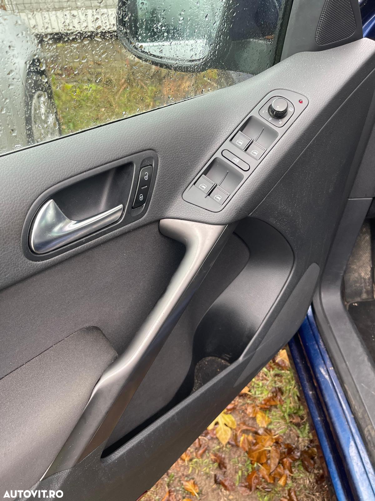 Volkswagen Tiguan - 5