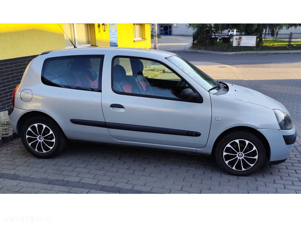 Renault Clio - 5
