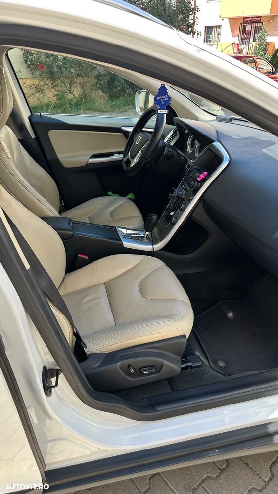 Volvo XC 60 2.4D AWD Summum - 20