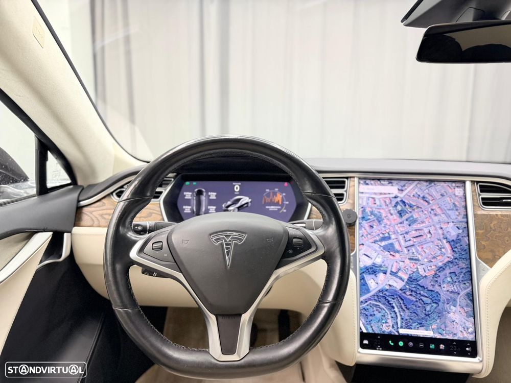 Tesla Model S 75D AWD - 17