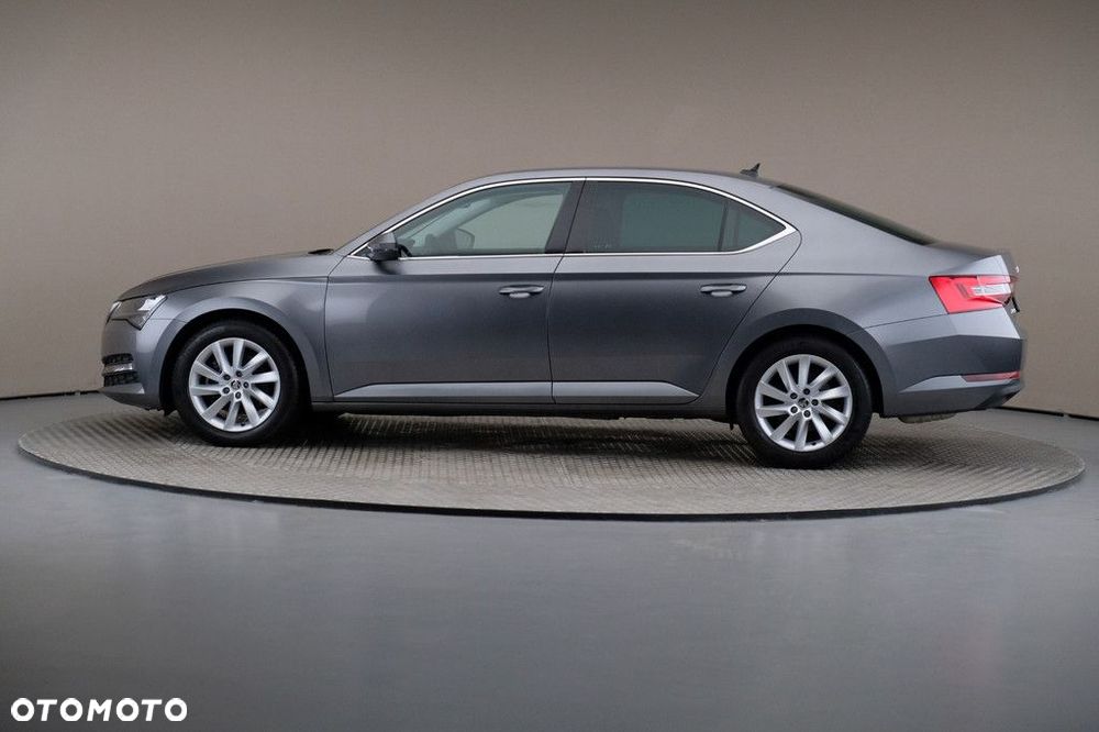 Skoda Superb 1.5 TSI Ambition DSG - 4