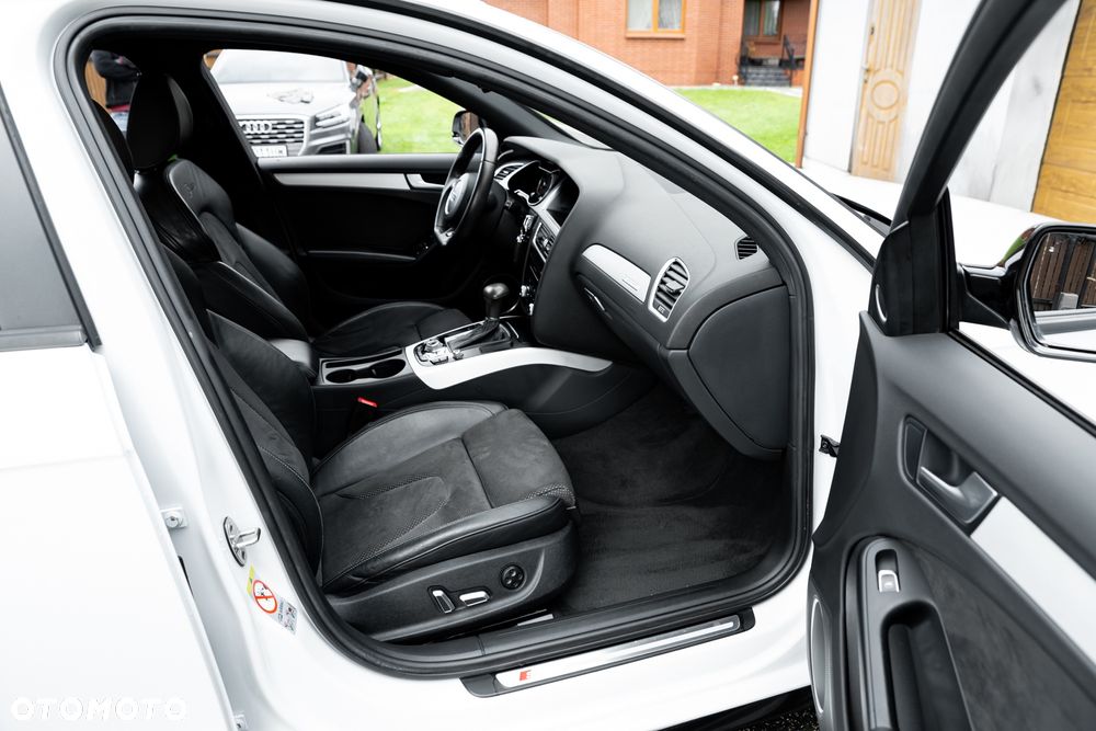 Audi A4 Avant 2.0 TFSI Quattro S tronic - 8