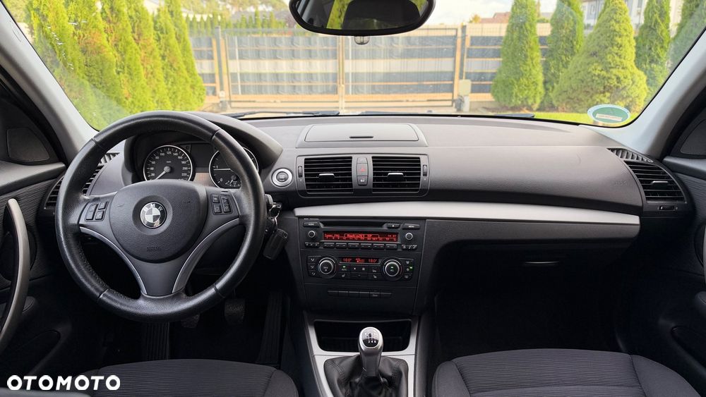 BMW Seria 1 - 13