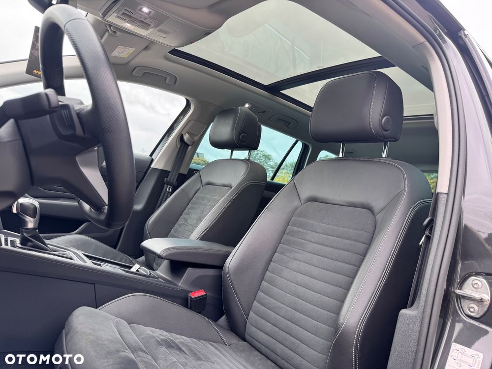 Volkswagen Passat Variant 1.5 e-Hybrid OPF DSG Business - 31