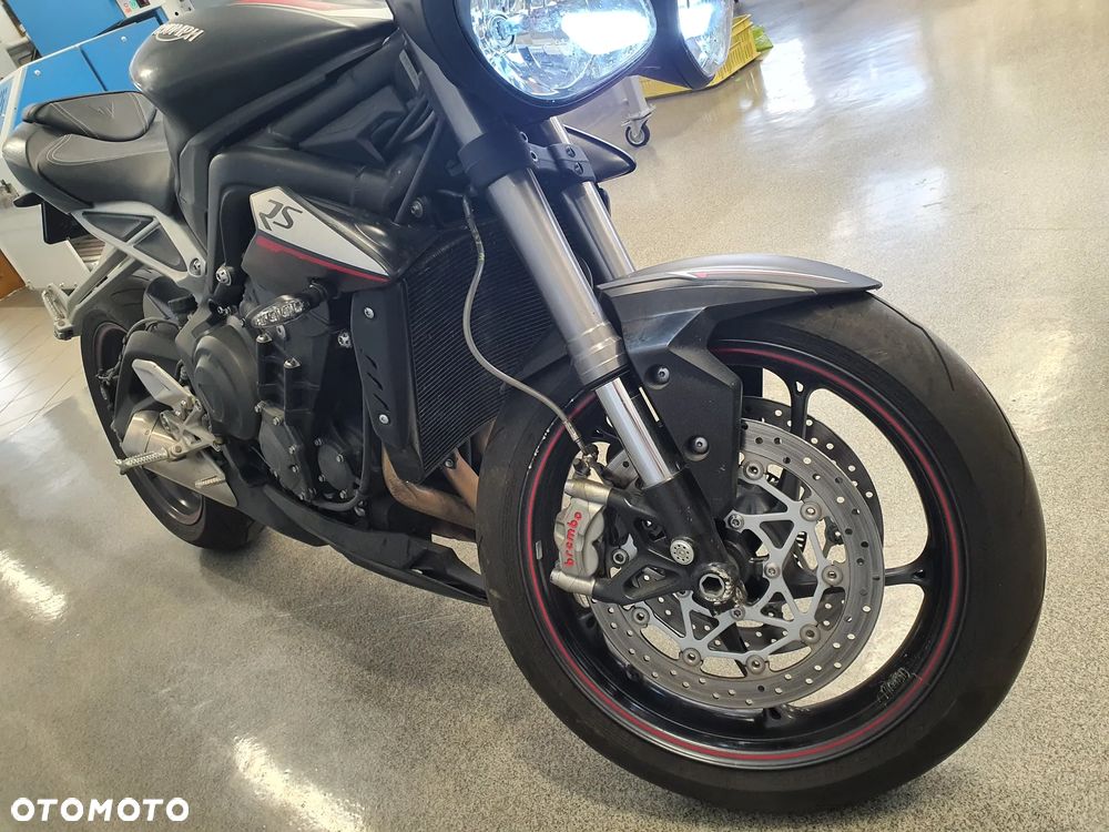 Triumph Street Triple - 6