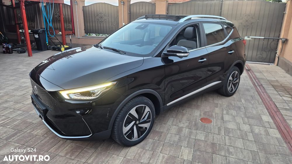 MG ZS EV Maximal Luxury - 3