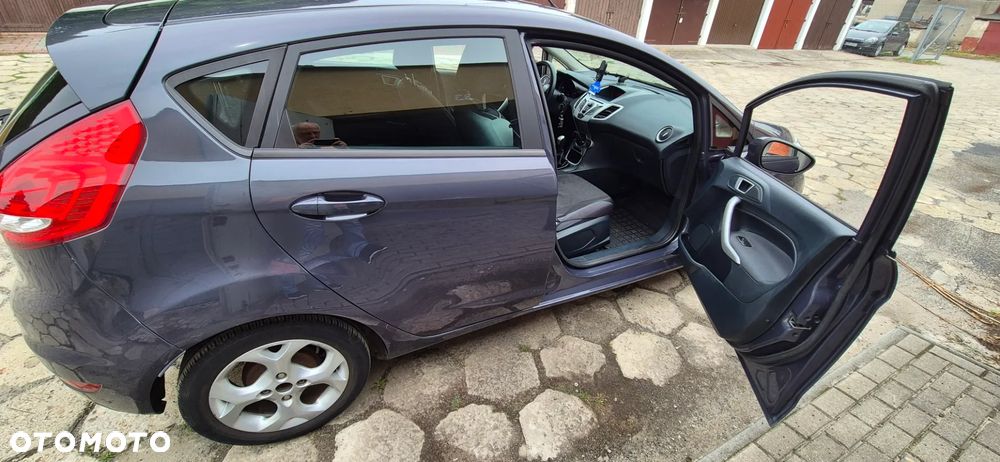 Ford Fiesta 1.25 Gold X EU5 - 8