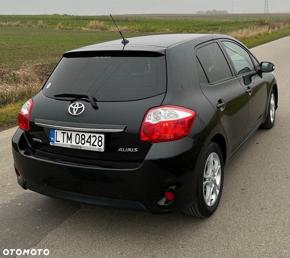 Toyota Auris 1.4 D-4D 2010 - 7