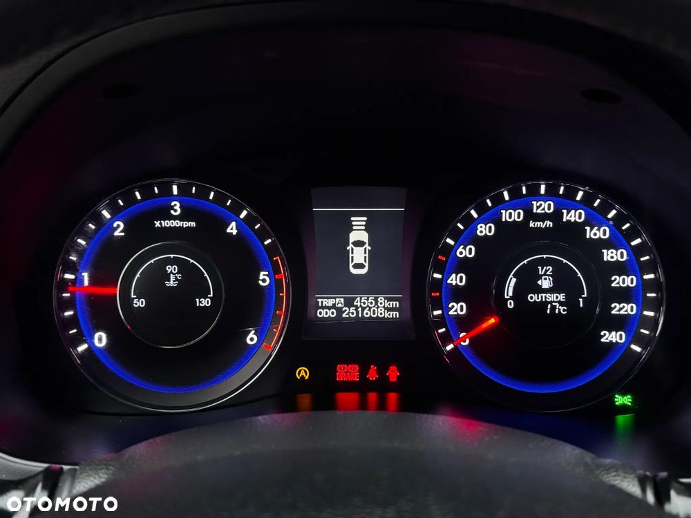 Hyundai i40 - 10