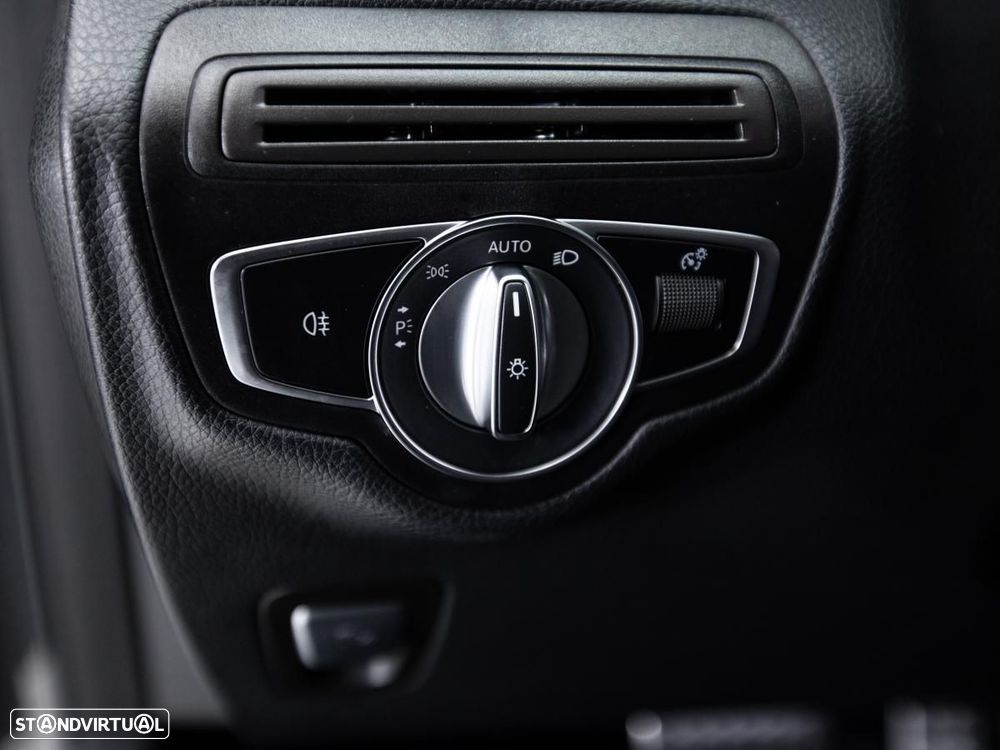 Mercedes-Benz GLC 300 de 4Matic 9G-TRONIC AMG Line - 22