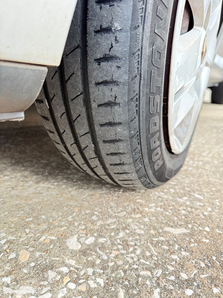 Renault Clio 1.2 16V Authentique - 26