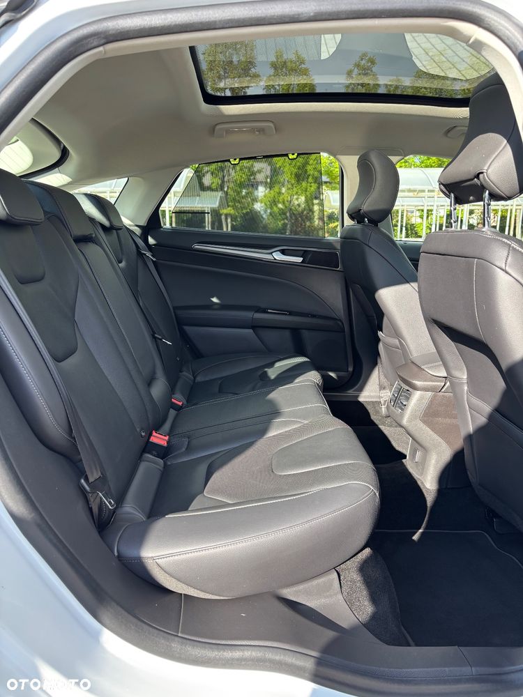 Ford Mondeo 2.0 EcoBlue Titanium - 15