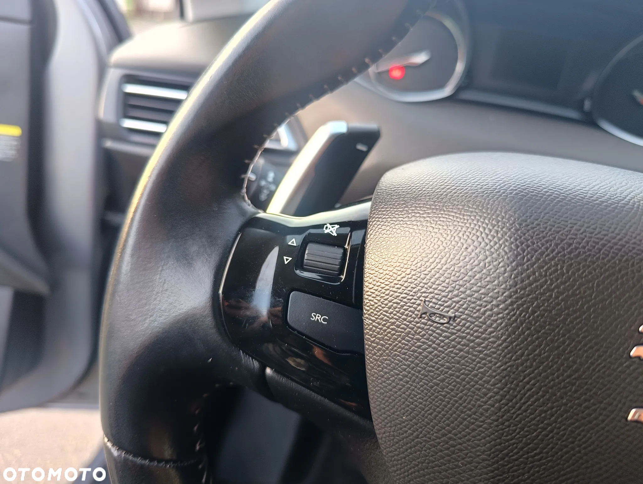 Peugeot 308 1.5 BlueHDi Allure S&S EAT6 - 13