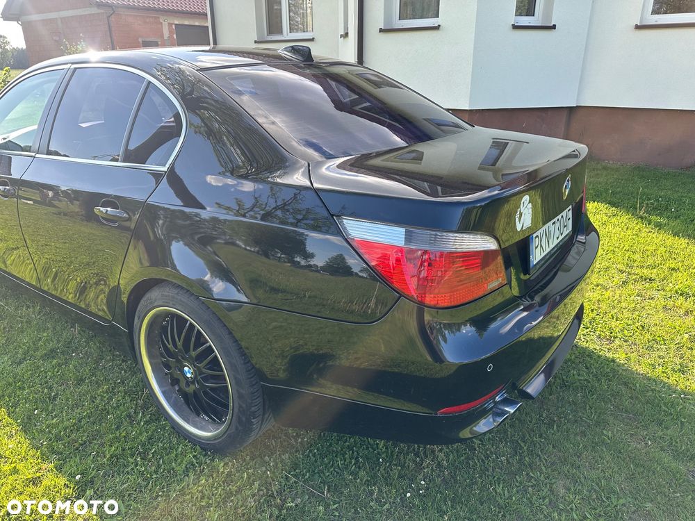 BMW Seria 5 525i - 6