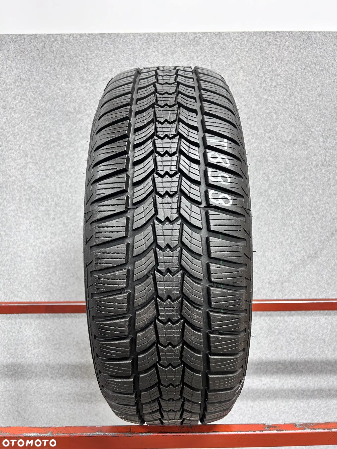 1 OPONA ZIMOWA SAVA 205/60/16  92H  ESKIMO HP2,M+S - 1