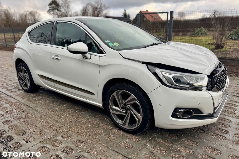 DS Automobiles DS 4 - 5