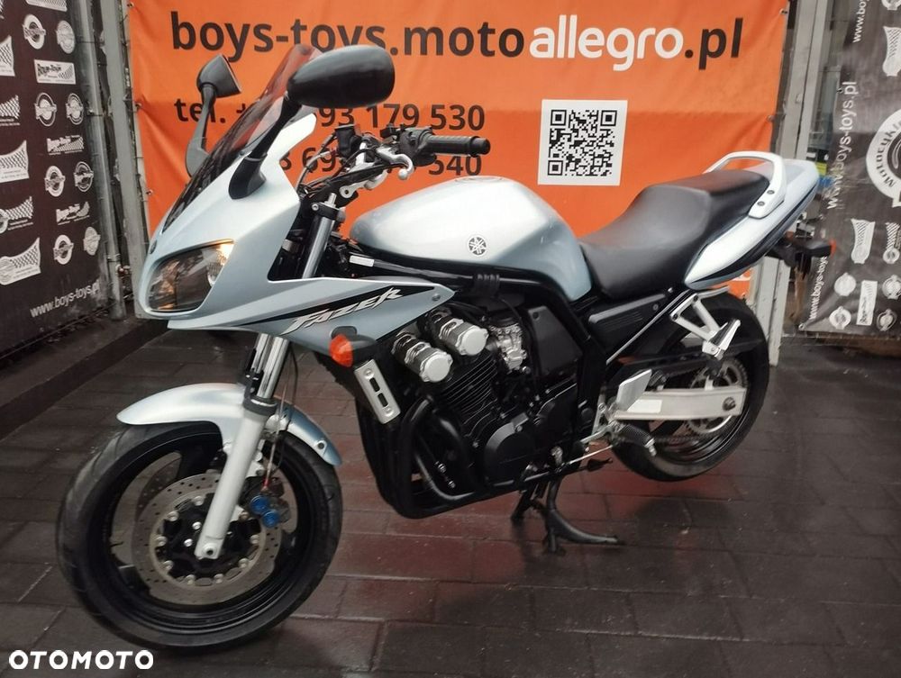 Yamaha FZS - 3