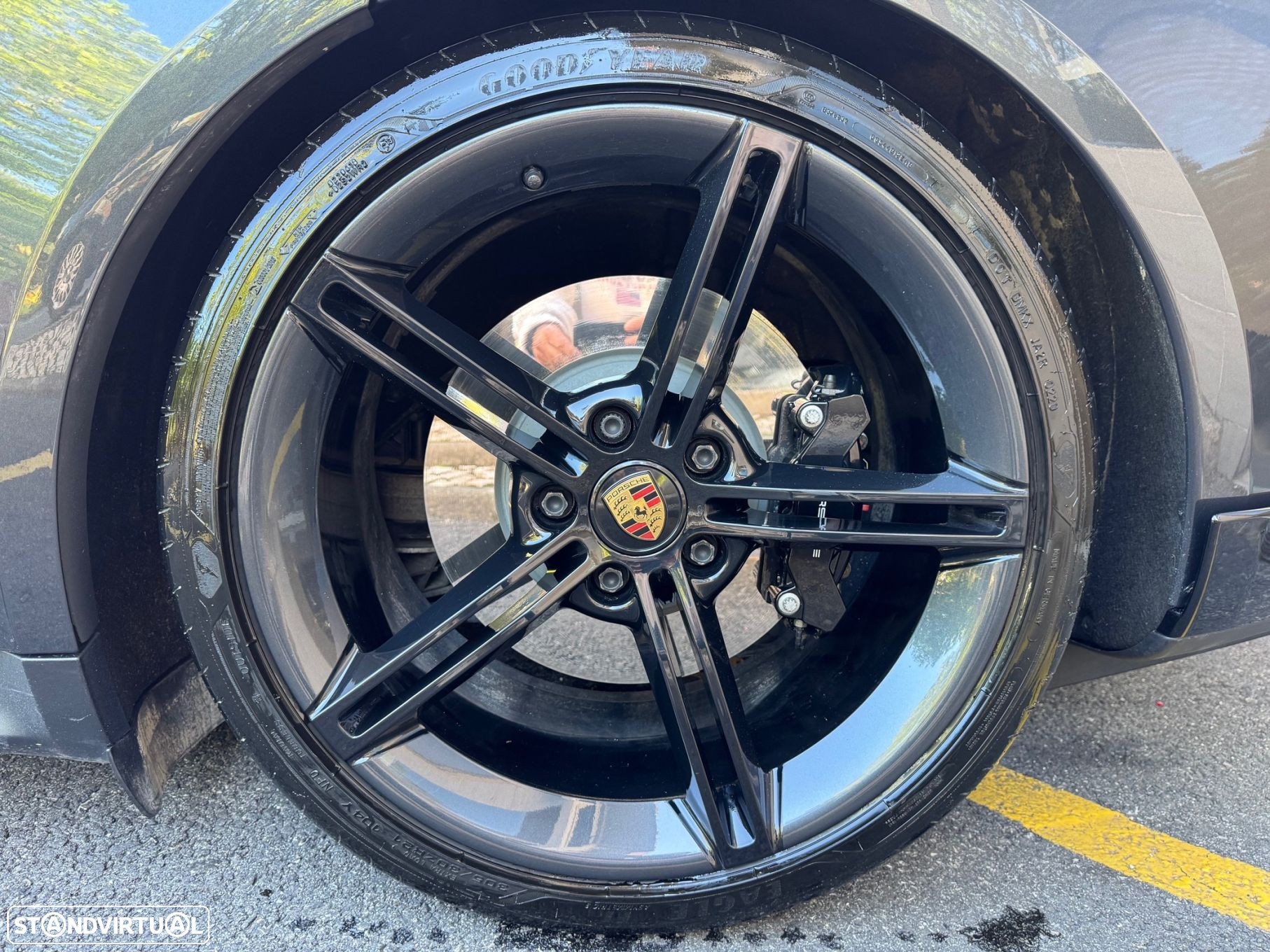 Porsche Taycan Turbo - 39