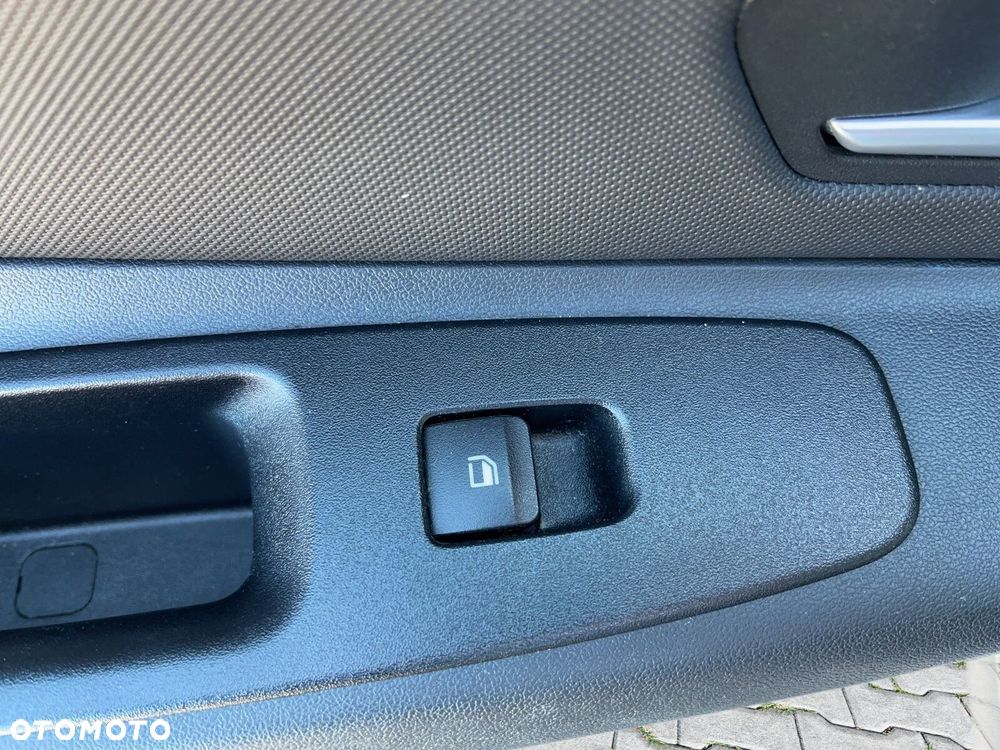 Hyundai Elantra 1.6 Smart CVT - 13