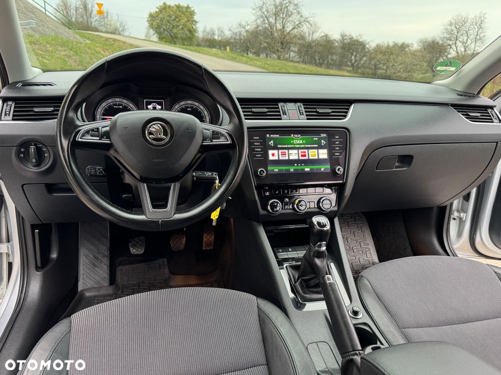 Skoda Octavia 2.0 TDI Soleil - 33