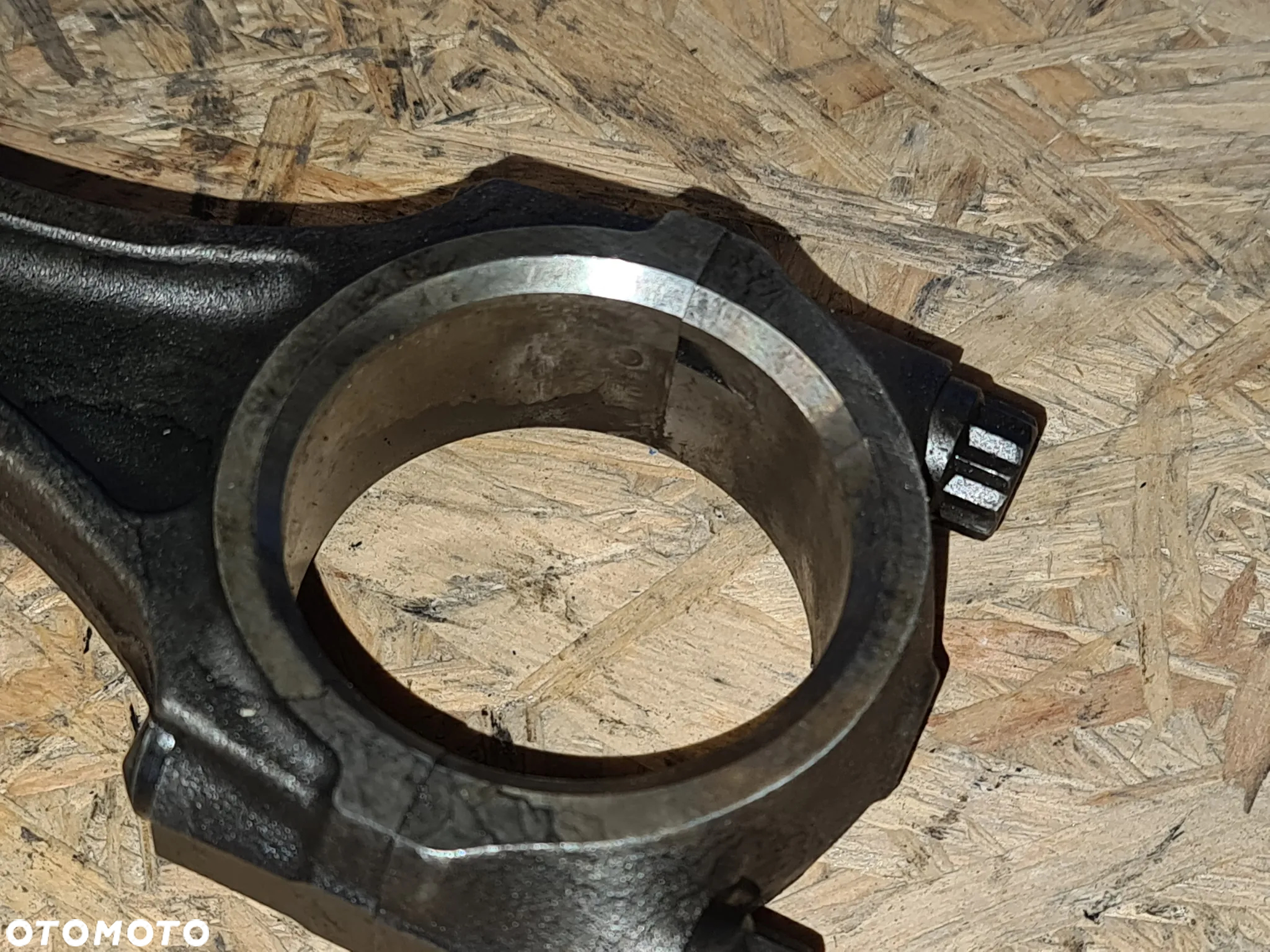 Tłok z korbowodem NISSAN CABSTAR ATLEON RENAULT GAMA D ZD3 3.0 EURO 6 - 4