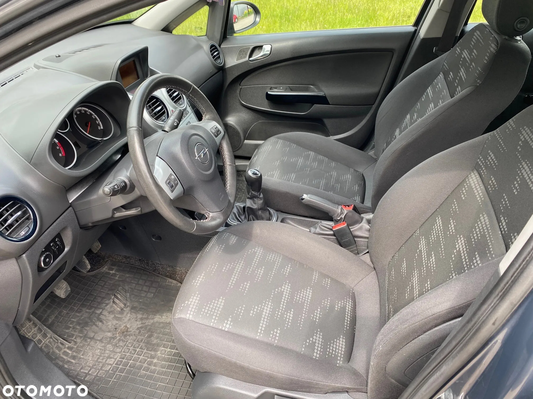 Opel Corsa 1.2 16V Cosmo - 10