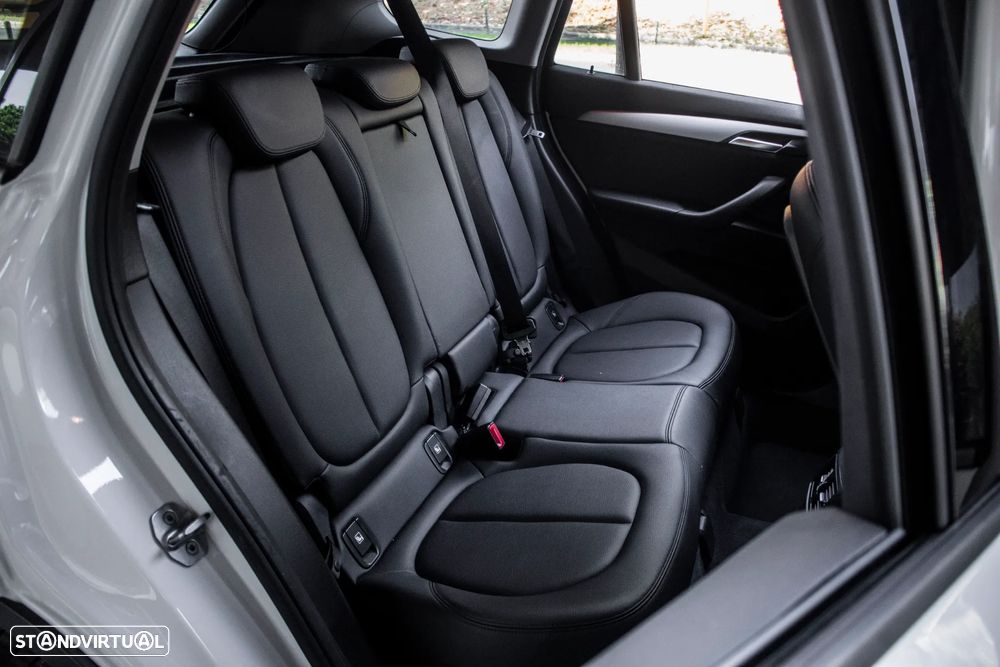 BMW X1 16 d sDrive Advantage - 35