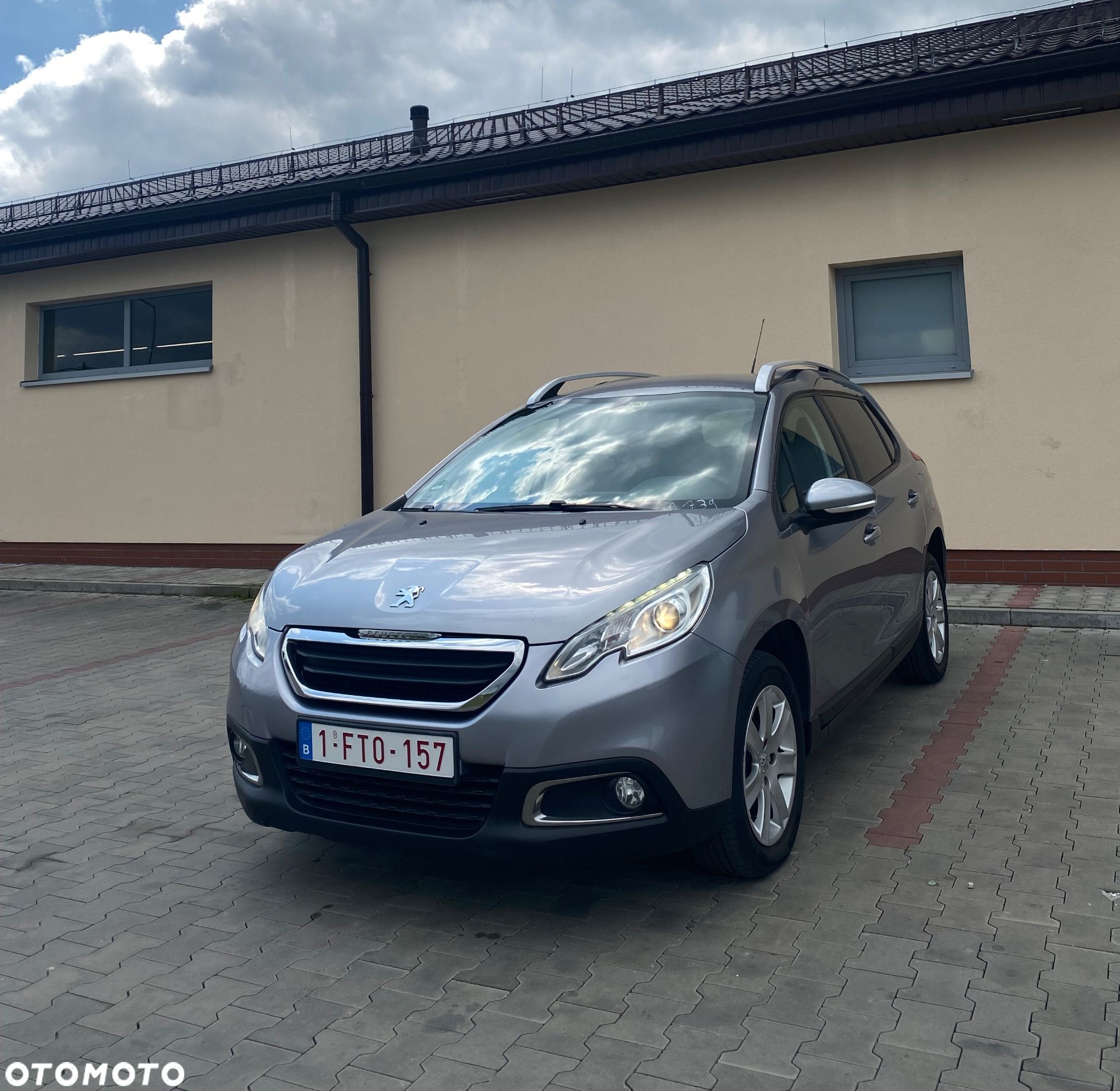 Peugeot 2008 - 1