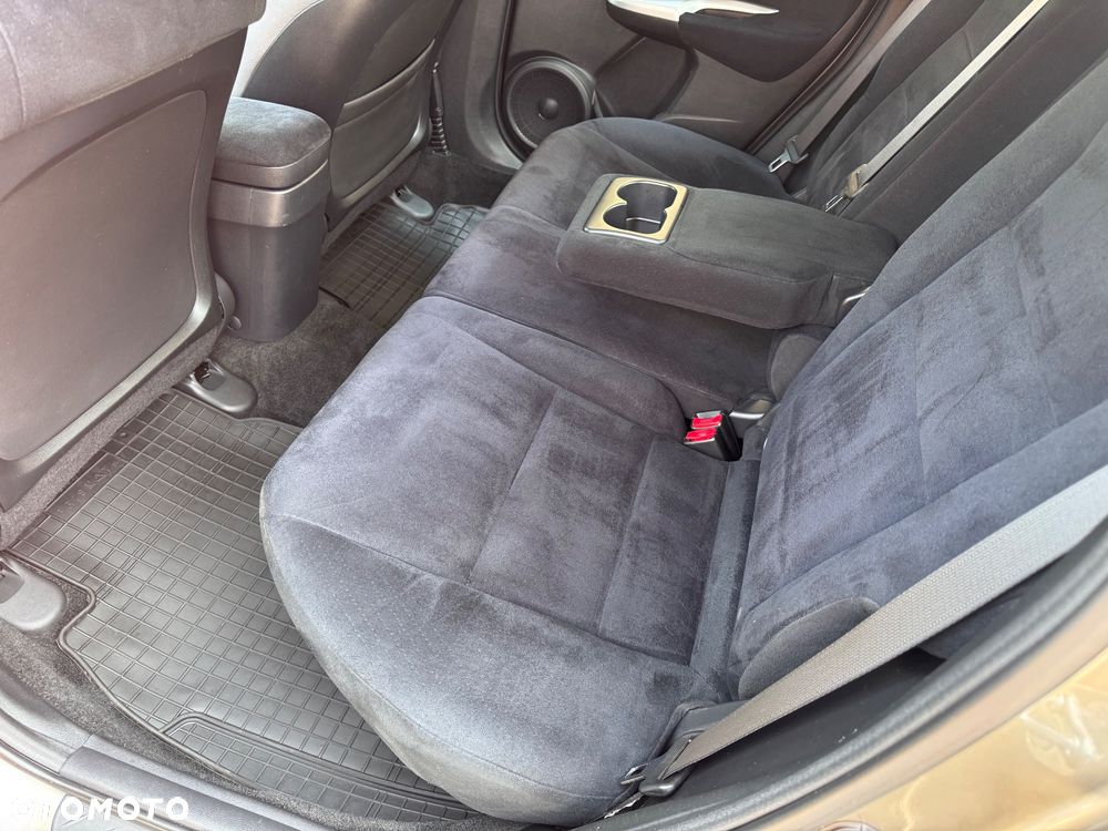 Honda Civic 1.4 Comfort - 11