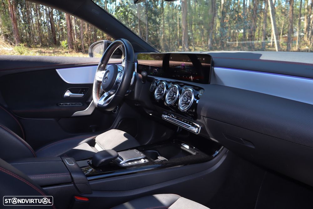 Mercedes-Benz CLA 250 e - 12