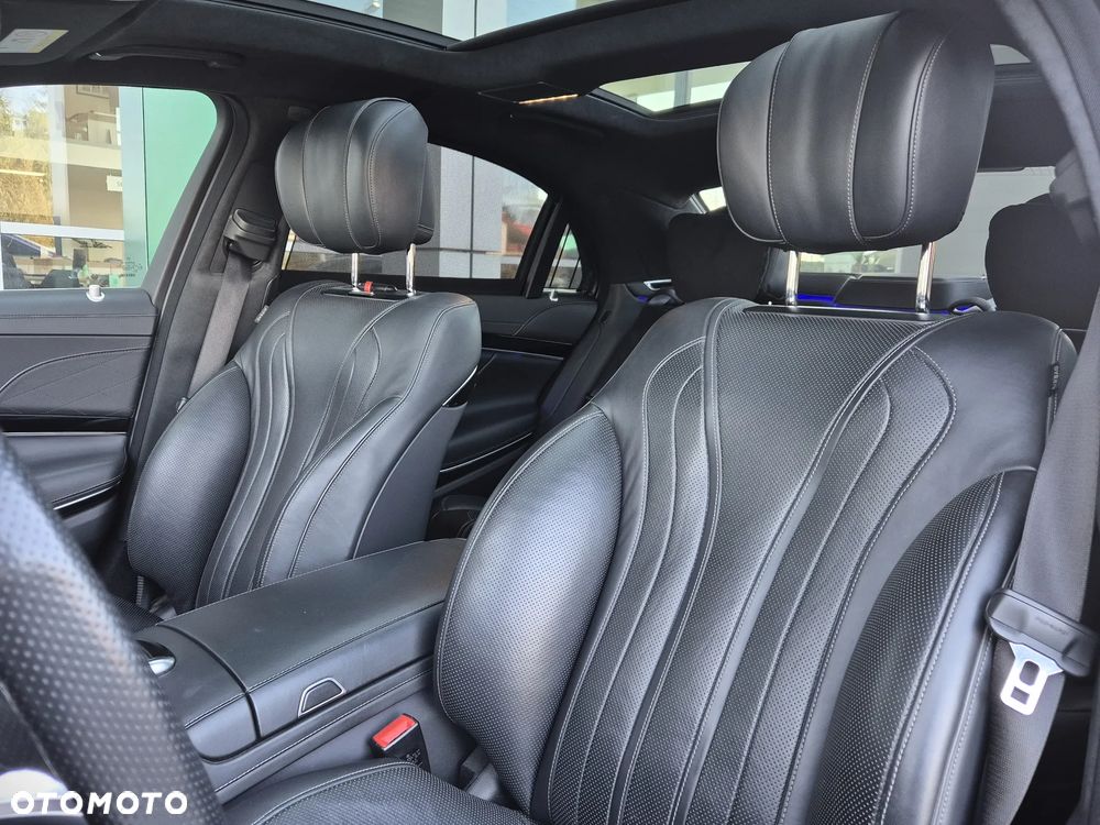 Mercedes-Benz Klasa S 560 4-Matic L 9G-TRONIC - 12