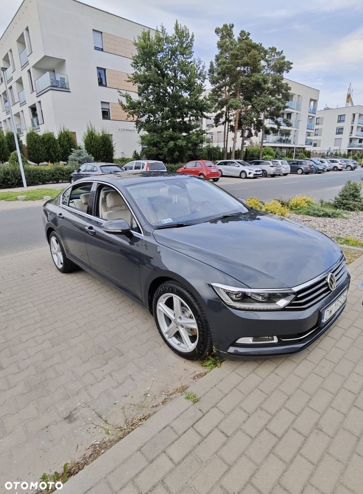 Volkswagen Passat - 13