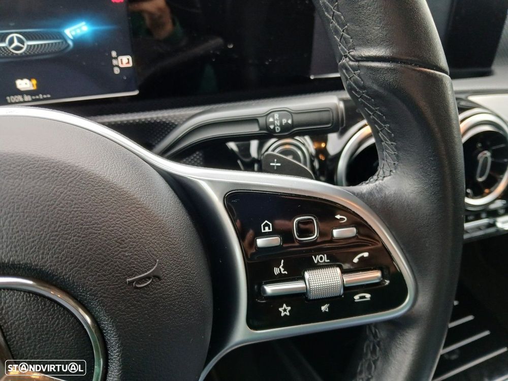 Mercedes-Benz CLA 250 e 8G-DCT - 24