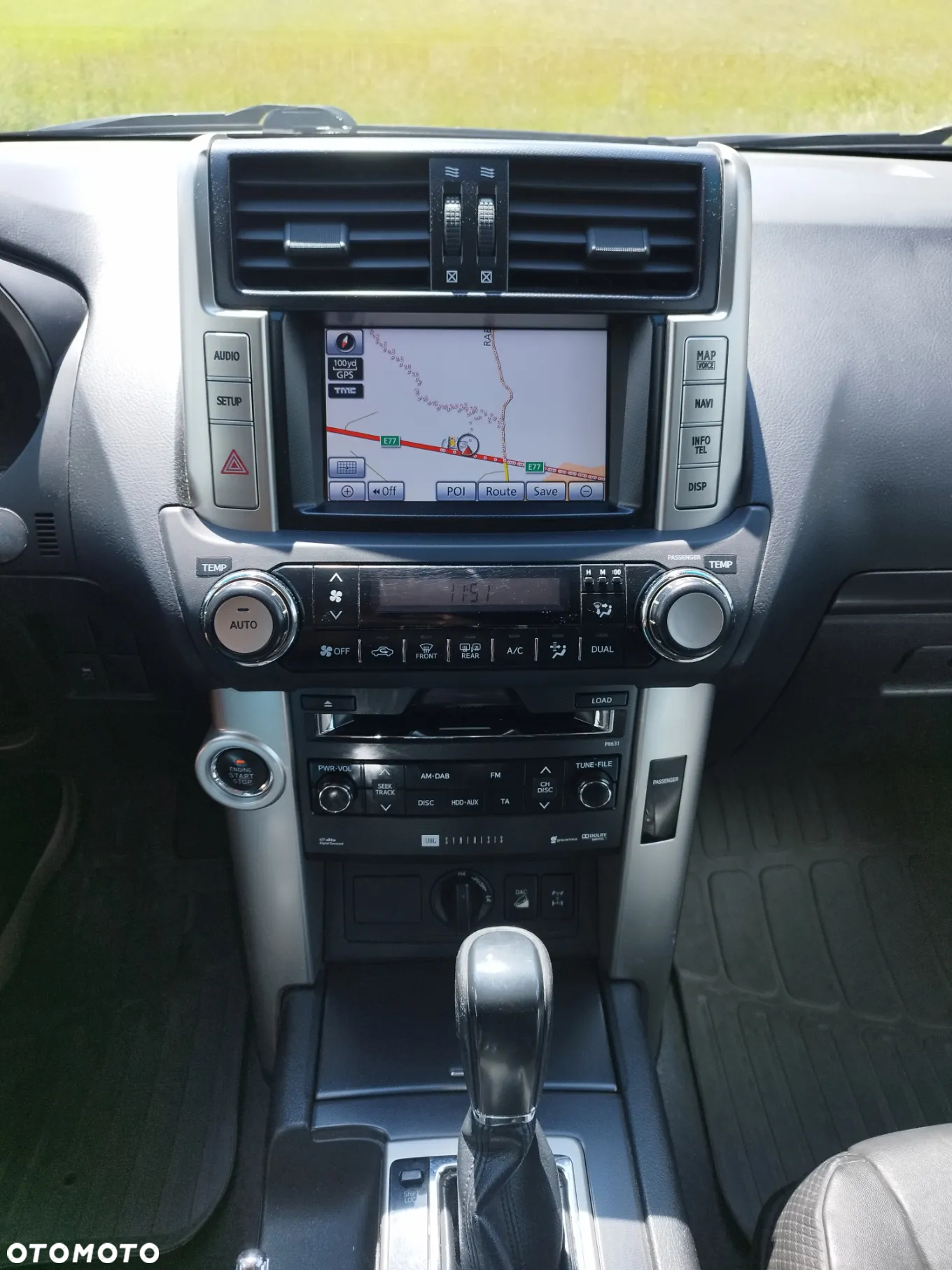 Toyota Land Cruiser - 10