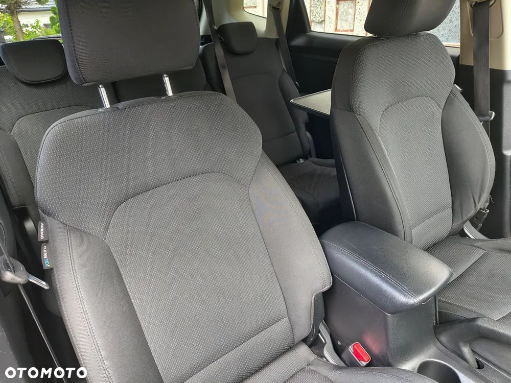 Kia Carens 1.7 CRDi 115 Dream Team Edition - 27